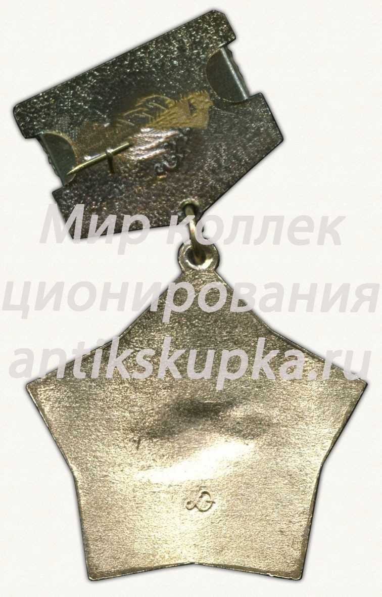 Знак «Ветеран бронетанковых войск Ленфронта. 1941-1945» Знак «Ветеран бронетанковых войск Ленфронта. 1941-1945»