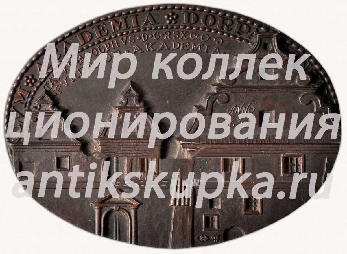 Настольная медаль «350 лет Тартуского Государственного университета» Настольная медаль «350 лет Тартуского Государственного университета»