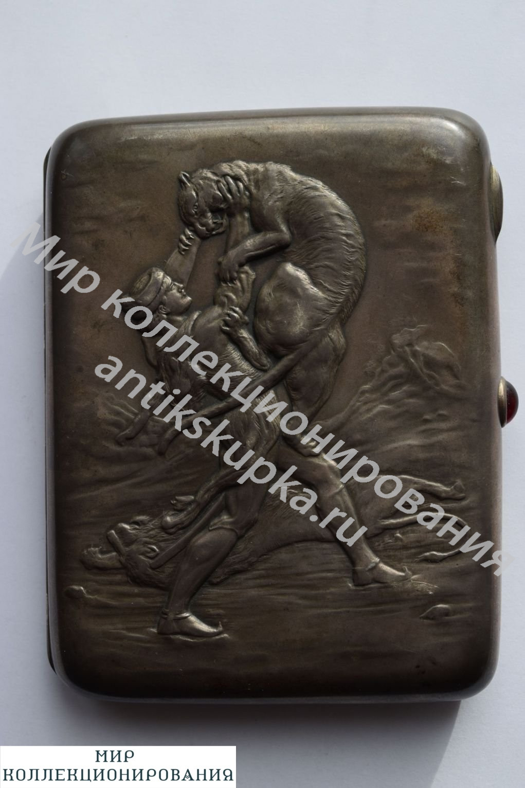 Портсигар витязь в тигровой шкуре Портсигар витязь в тигровой шкуре