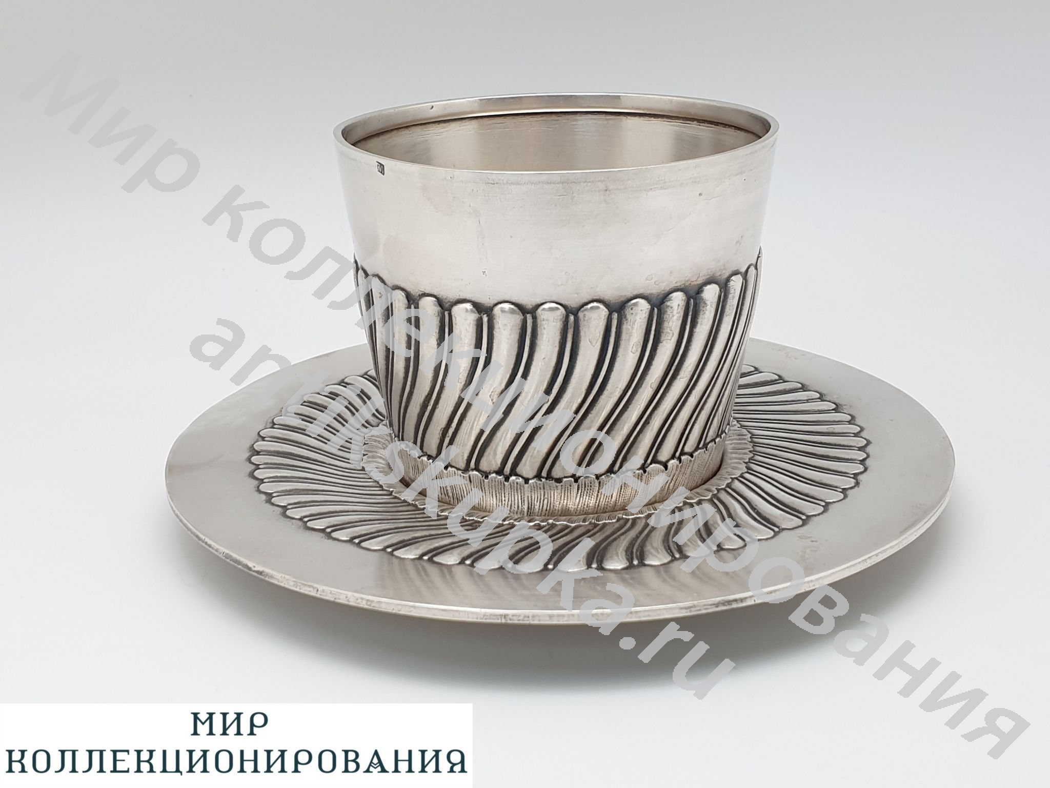 Серебряная икорница. серебро 84пр. Серебряная икорница. серебро 84пр.
